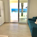 Sea House Tonnara Апартаменты Шакка