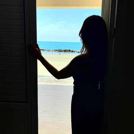 Sea House Tonnara شاكا