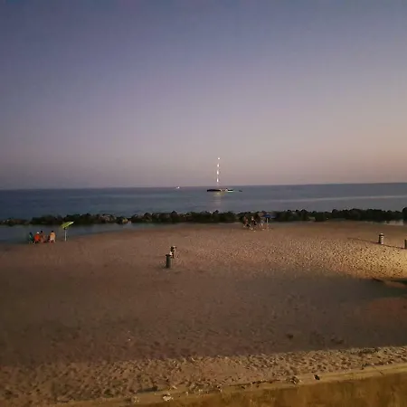 Sea House Tonnara شقة *