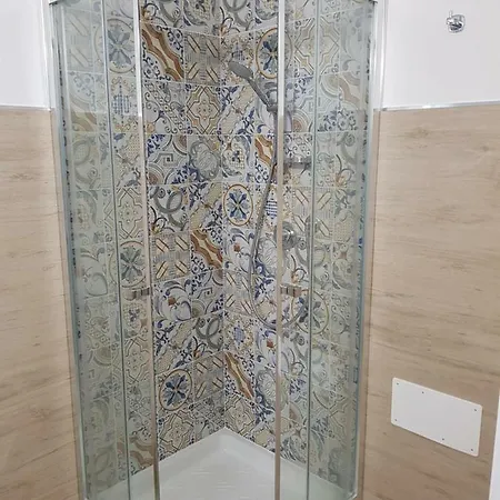 Sea House Tonnara شاكا